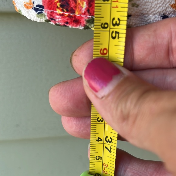 BNWOT LE LIS fun floral dress - Picture 10 of 16